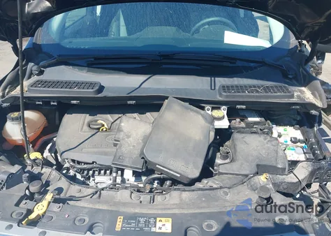 2017 Ford Escape Se из США, поврежденный, VIN 1FMCU9GD8HUE42085